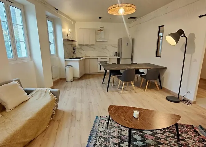 Dans Maison Basque Avec Jardin Appartement