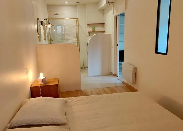 Dans Maison Basque Avec Jardin Bayonne